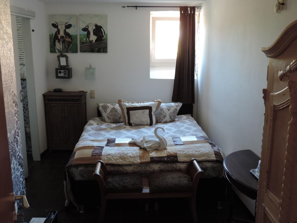 Hotel Berneau Ruang foto