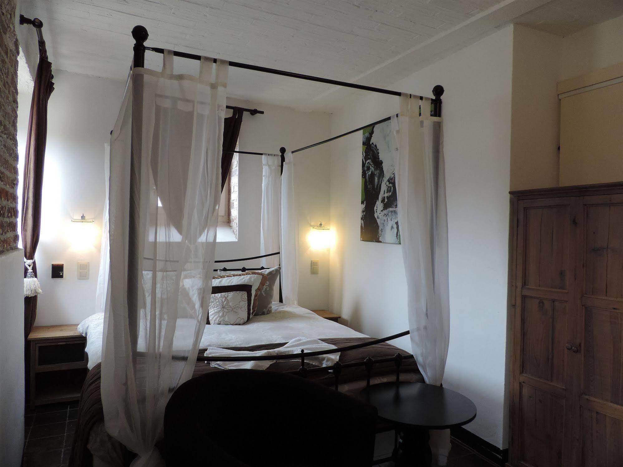 Hotel Berneau Bagian luar foto