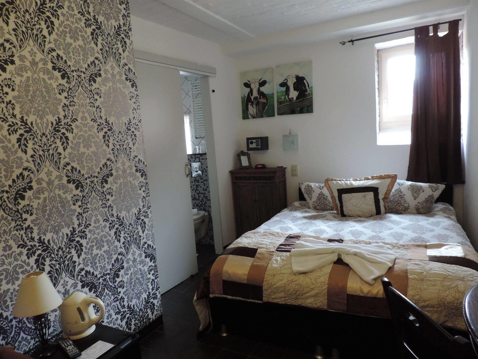 Hotel Berneau Bagian luar foto
